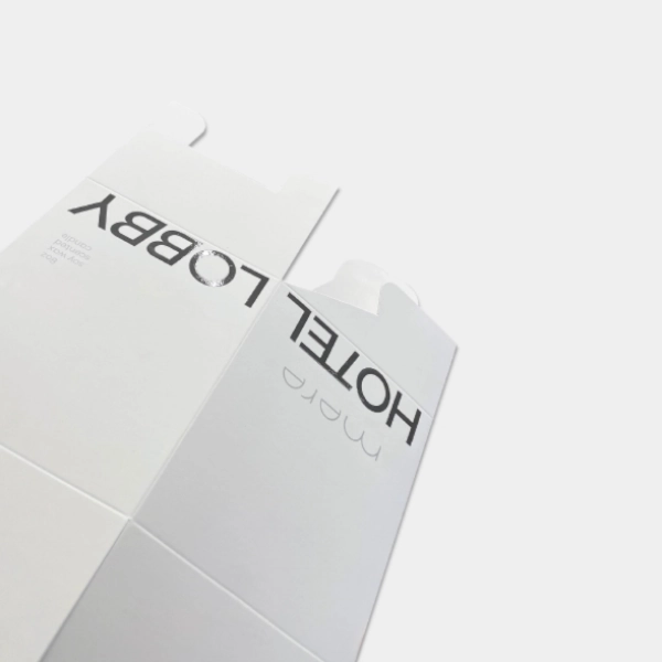 UV-coating on the box